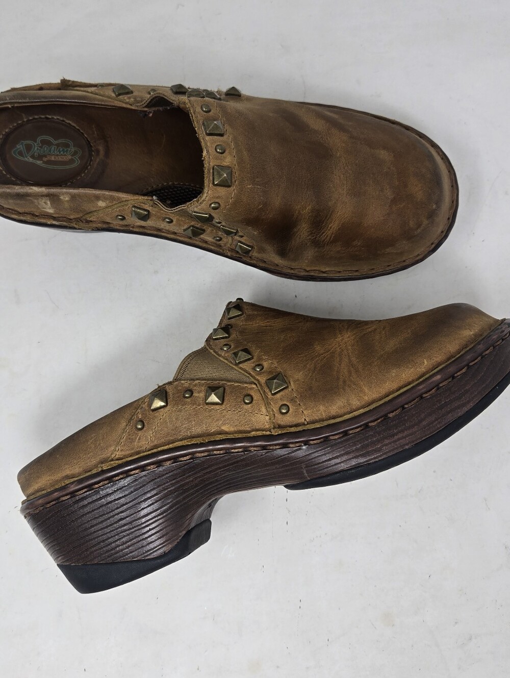 Dream by Durango Leather Studded Slip on Round Toe Clogs Women's Size 7.5M